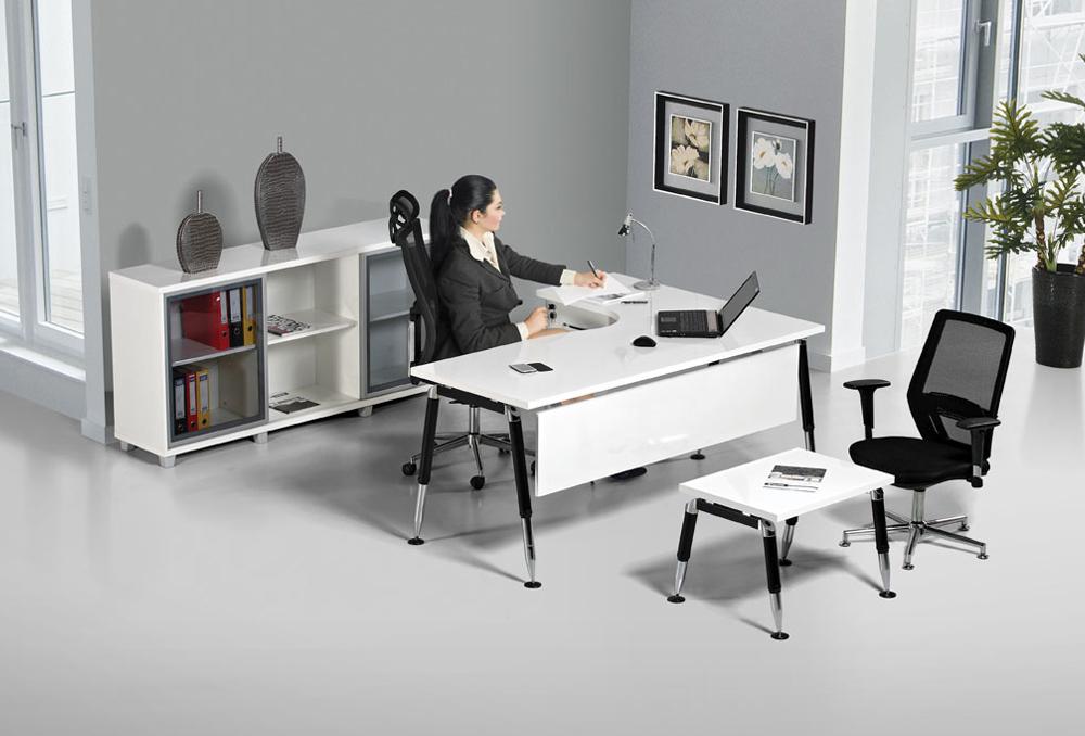 KNF M�CRO BER�L